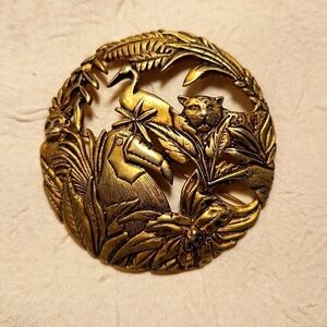 TONA JUNGLE Vintage Gold-Tone Brooch